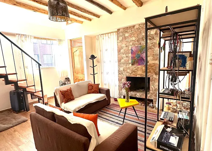 Sacred - Private In Stylish House Alloggio in famiglia